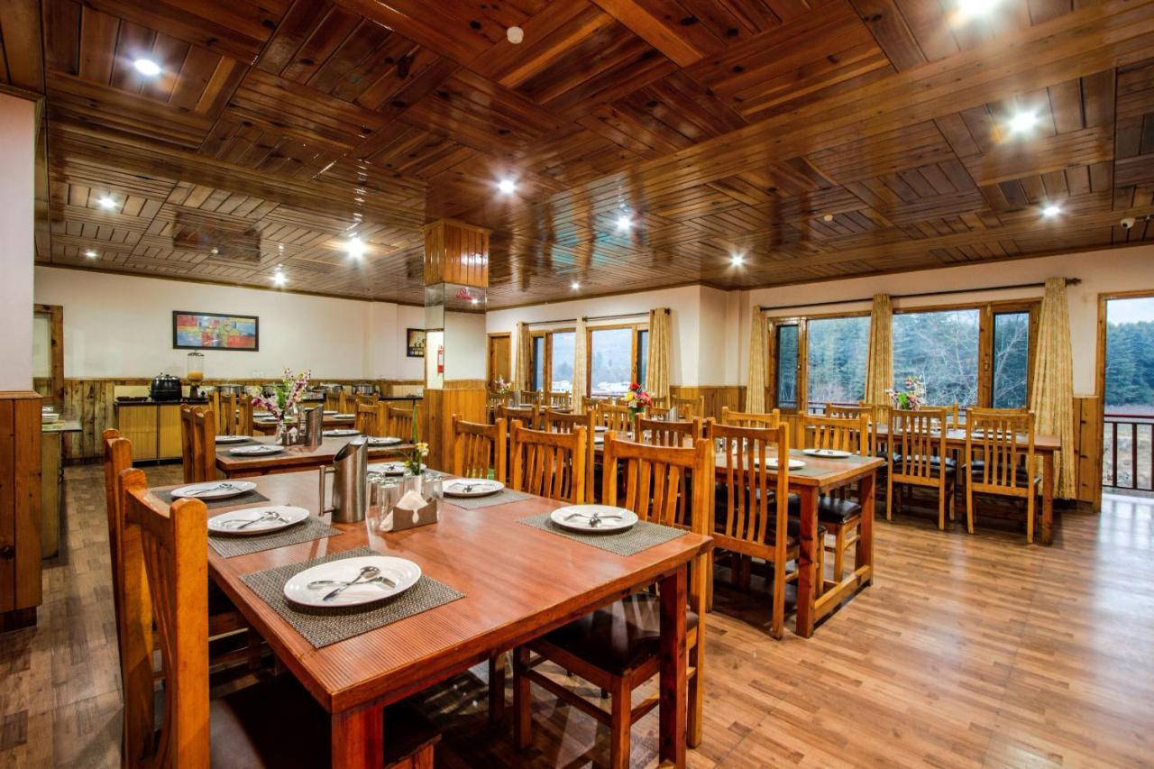 Hotel Prini Palace Manāli Extérieur photo